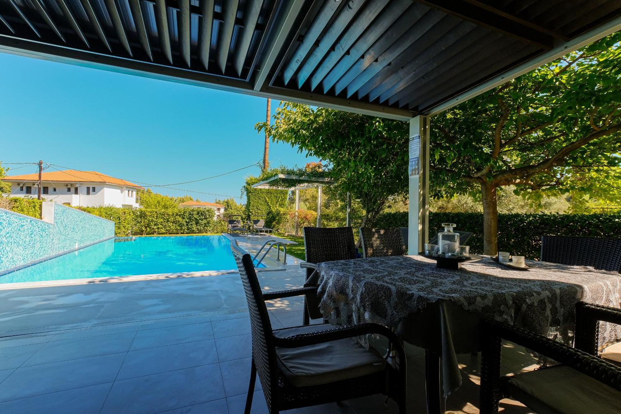 Deluxe Chrousso Pool Villa パリウリ エクステリア 写真