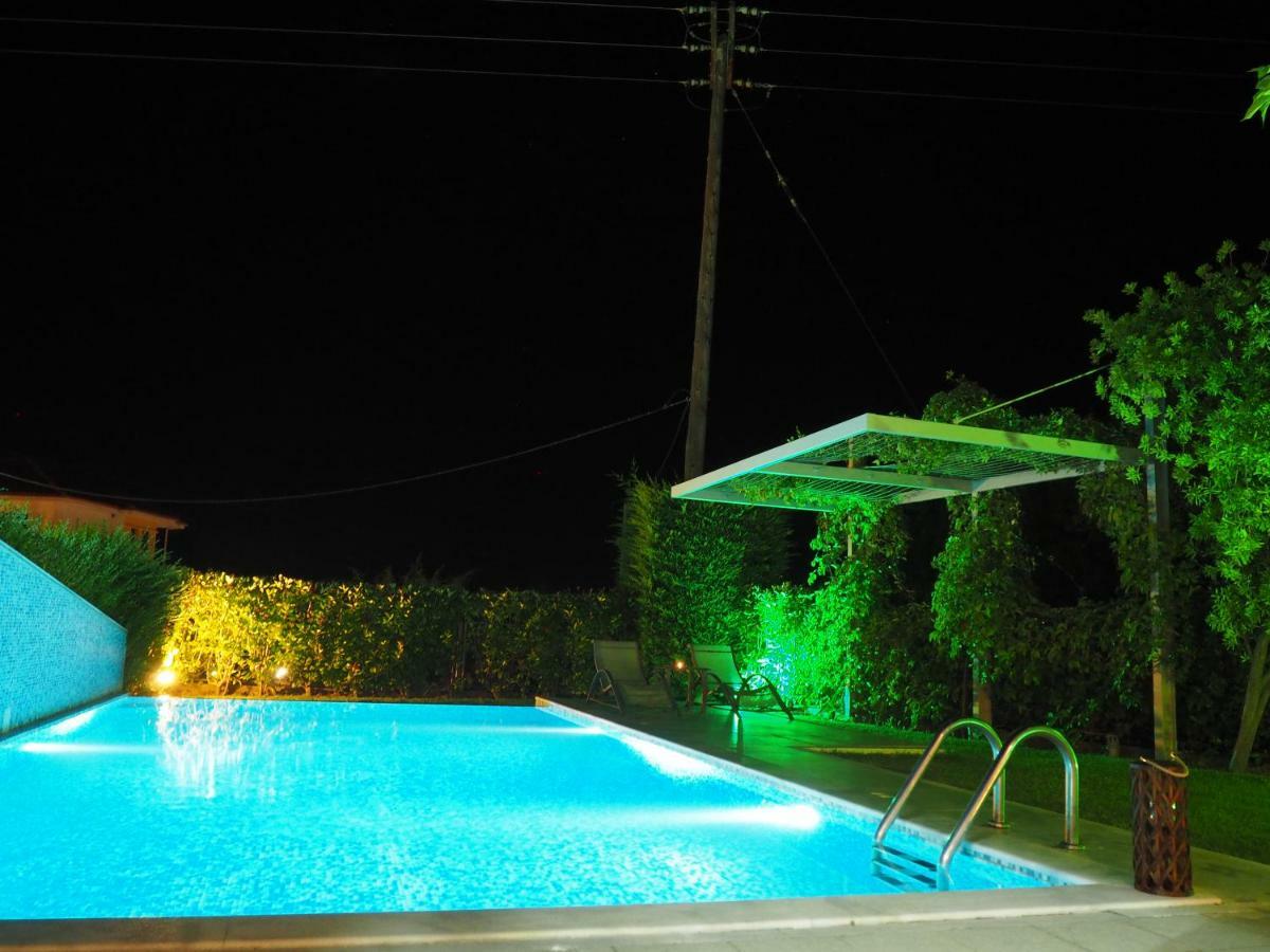 Deluxe Chrousso Pool Villa パリウリ エクステリア 写真