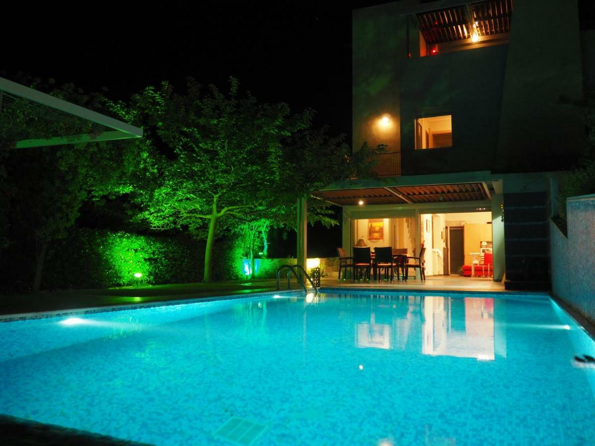 Deluxe Chrousso Pool Villa パリウリ エクステリア 写真